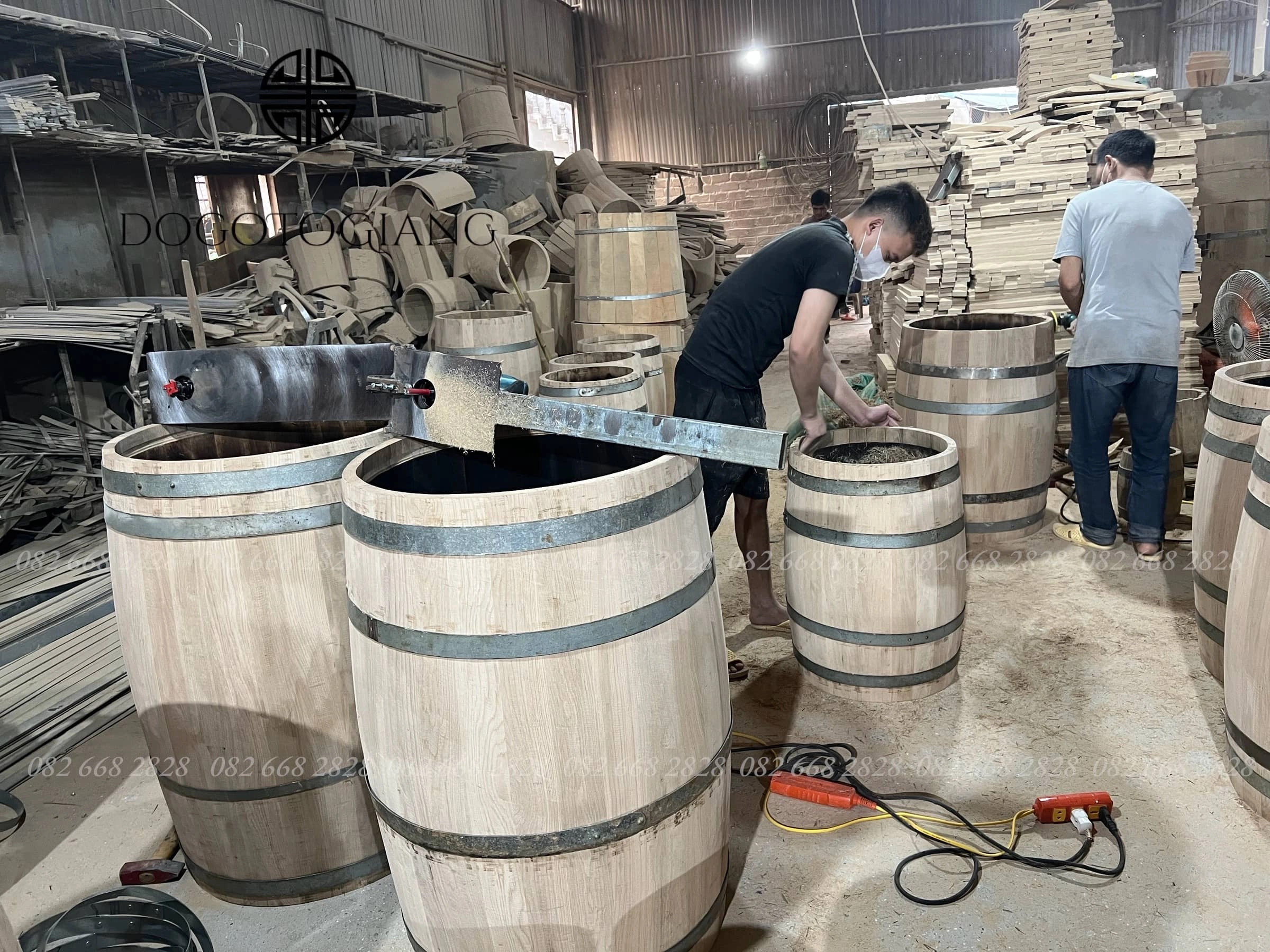 Sản xuất thùng gỗ sồi