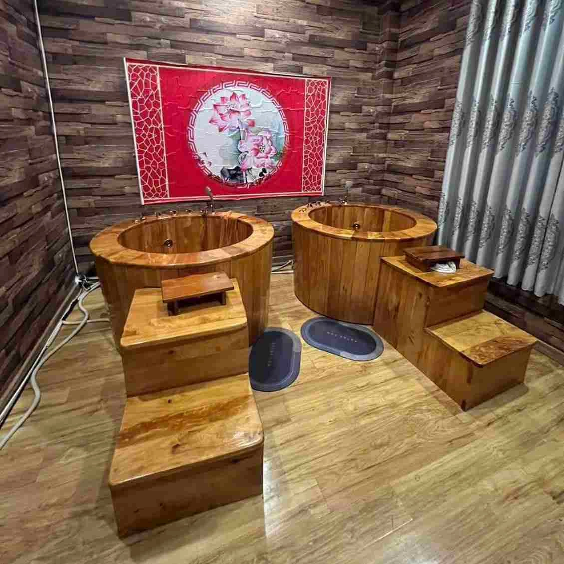 bồn tắm gỗ pơ mu