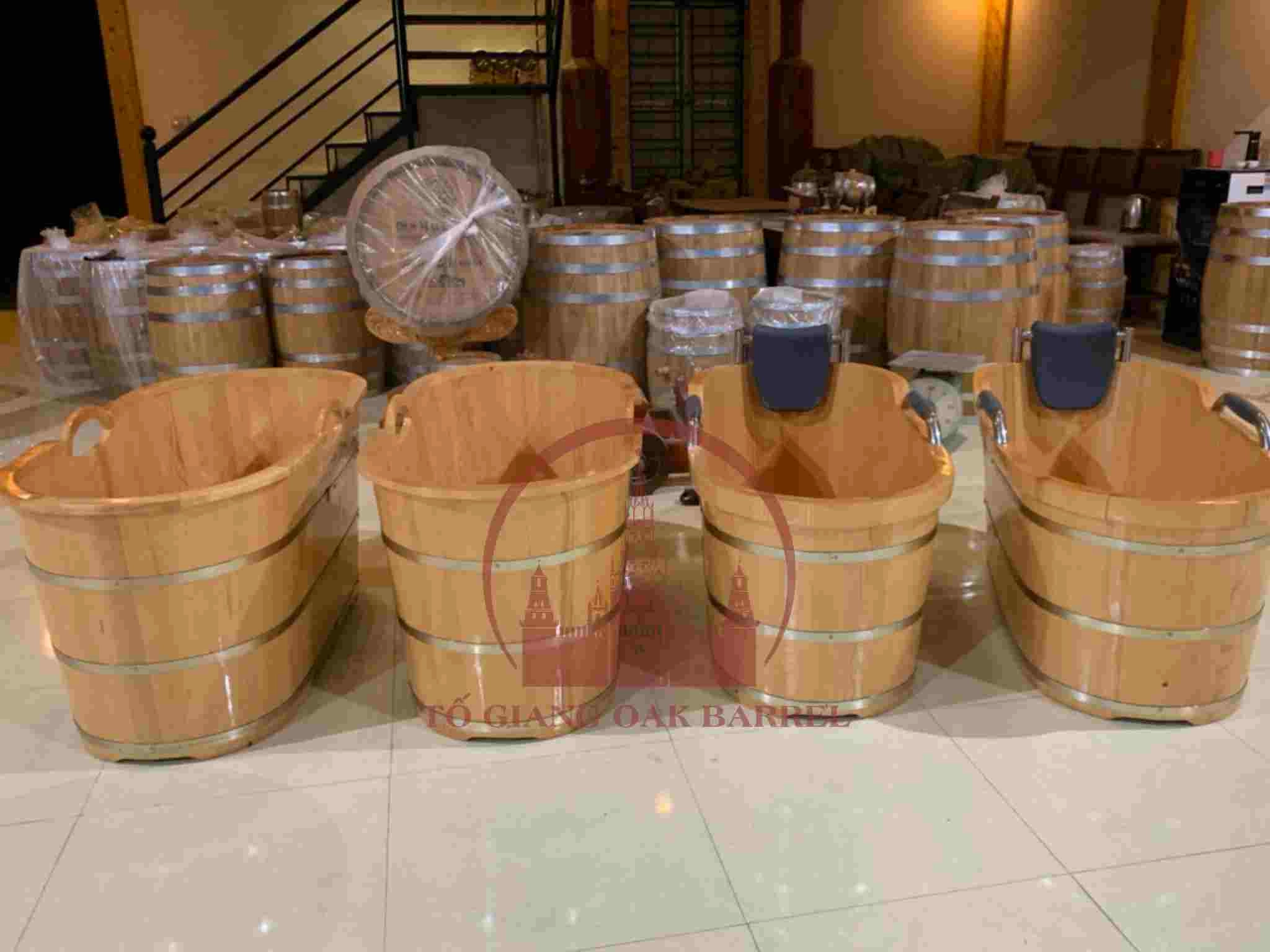 mua bồn tắm gỗ pơ mu giá tại xưởng