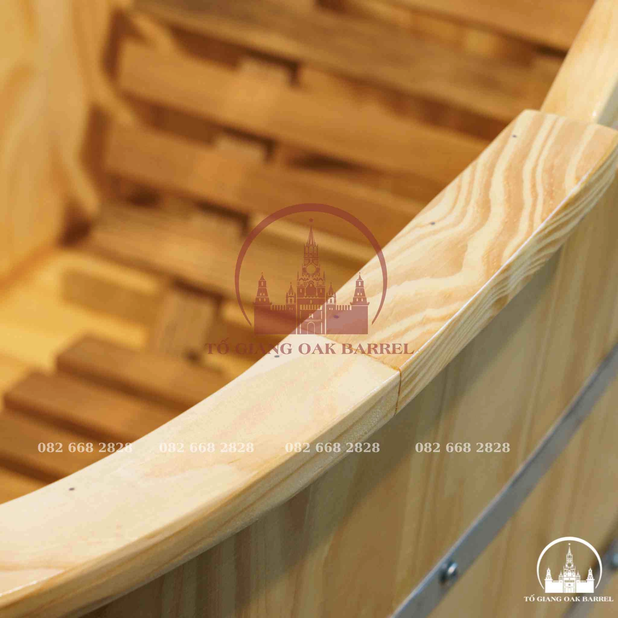 Bồn tắm gỗ được ghép mộng âm dương