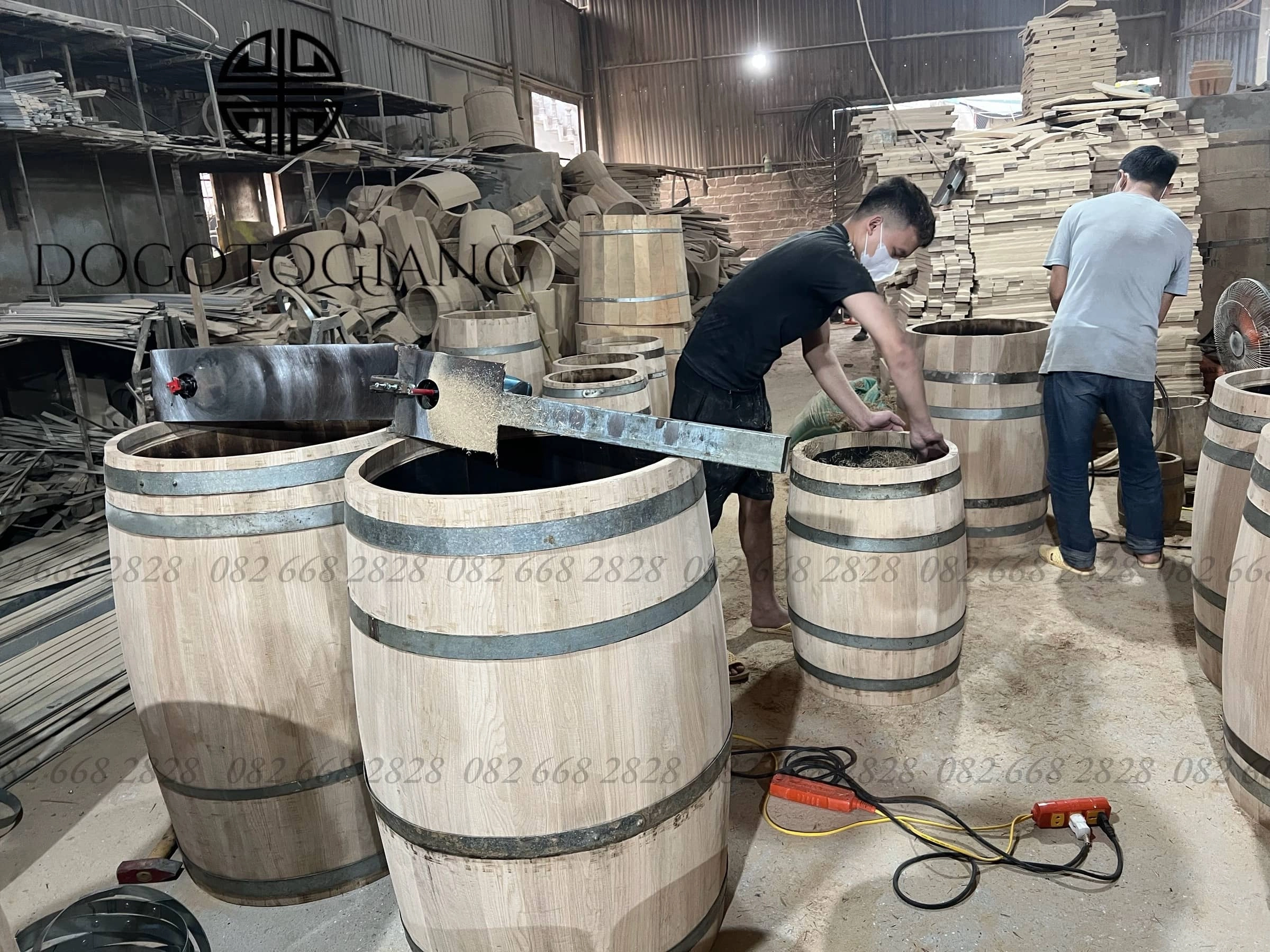 Sản xuất thùng gỗ sồi - Đồ Gỗ Tố Giang
