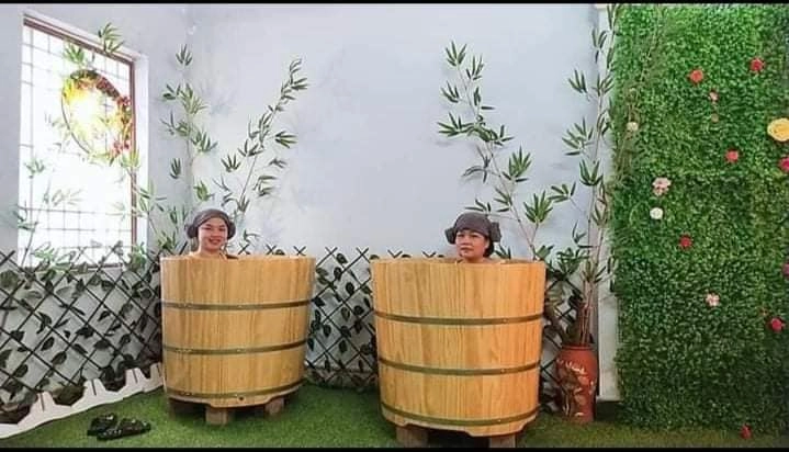 bồn tắm gỗ spa