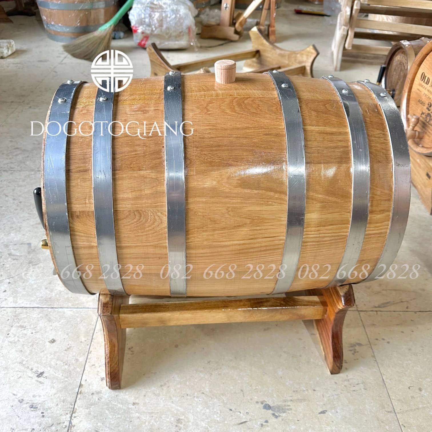 Hình ảnh thùng rượu gỗ sồi Lào Cai