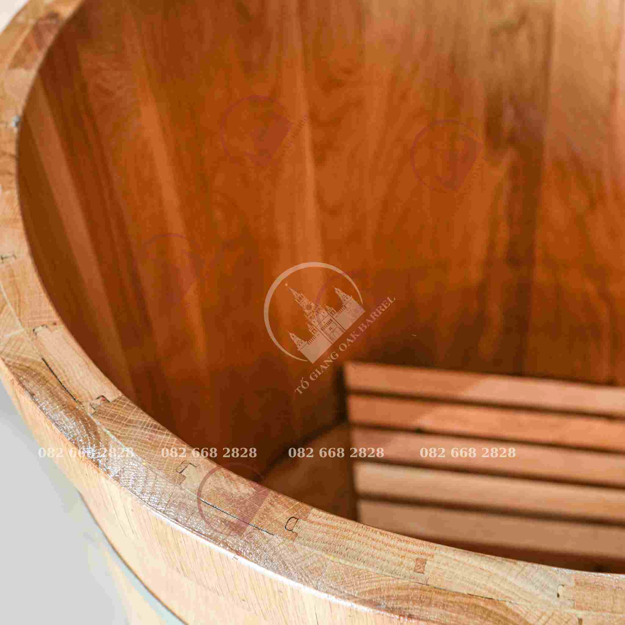 Bồn tắm gỗ sử dụng kỹ thuật ghép hèm âm dương