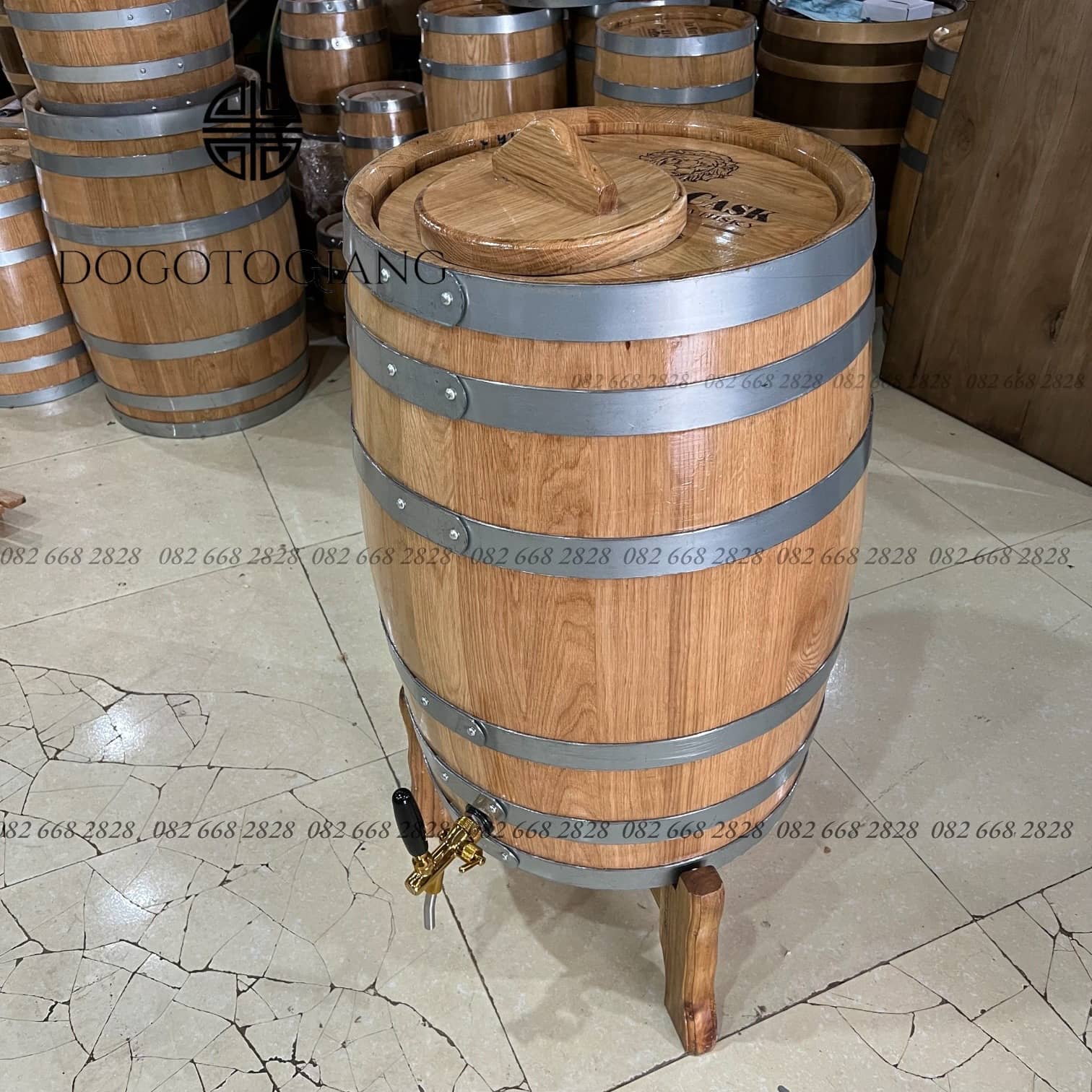 Thùng rượu gỗ sồi 50 lít đứng