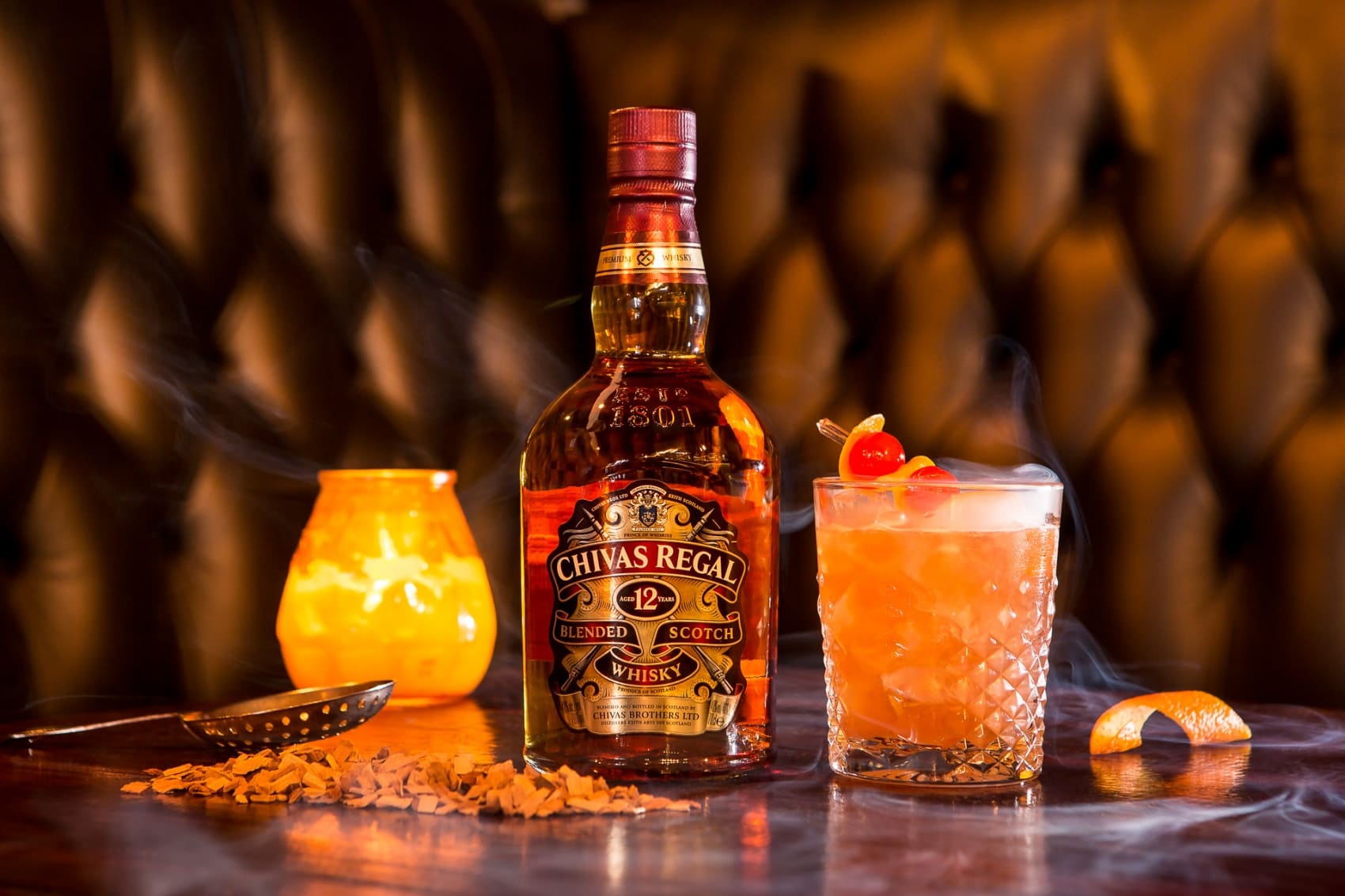 Chivas được ngâm trong thùng gỗ sồi để tạo ra hương vị và mùi thơm đặc trưng
