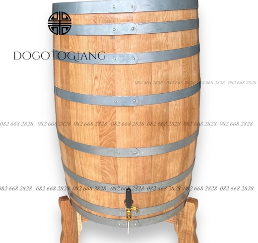 thùng rượu gỗ sồi 300 lít đứng